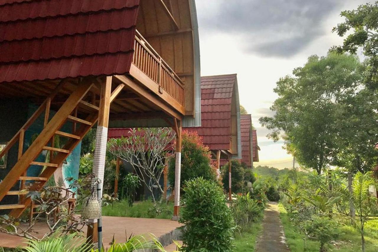 Kubu Sental Cottage Batununggul Kültér fotó